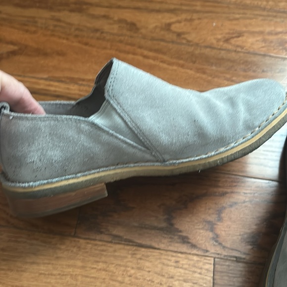 Ugg Camilla suede loafer. - Picture 4 of 7